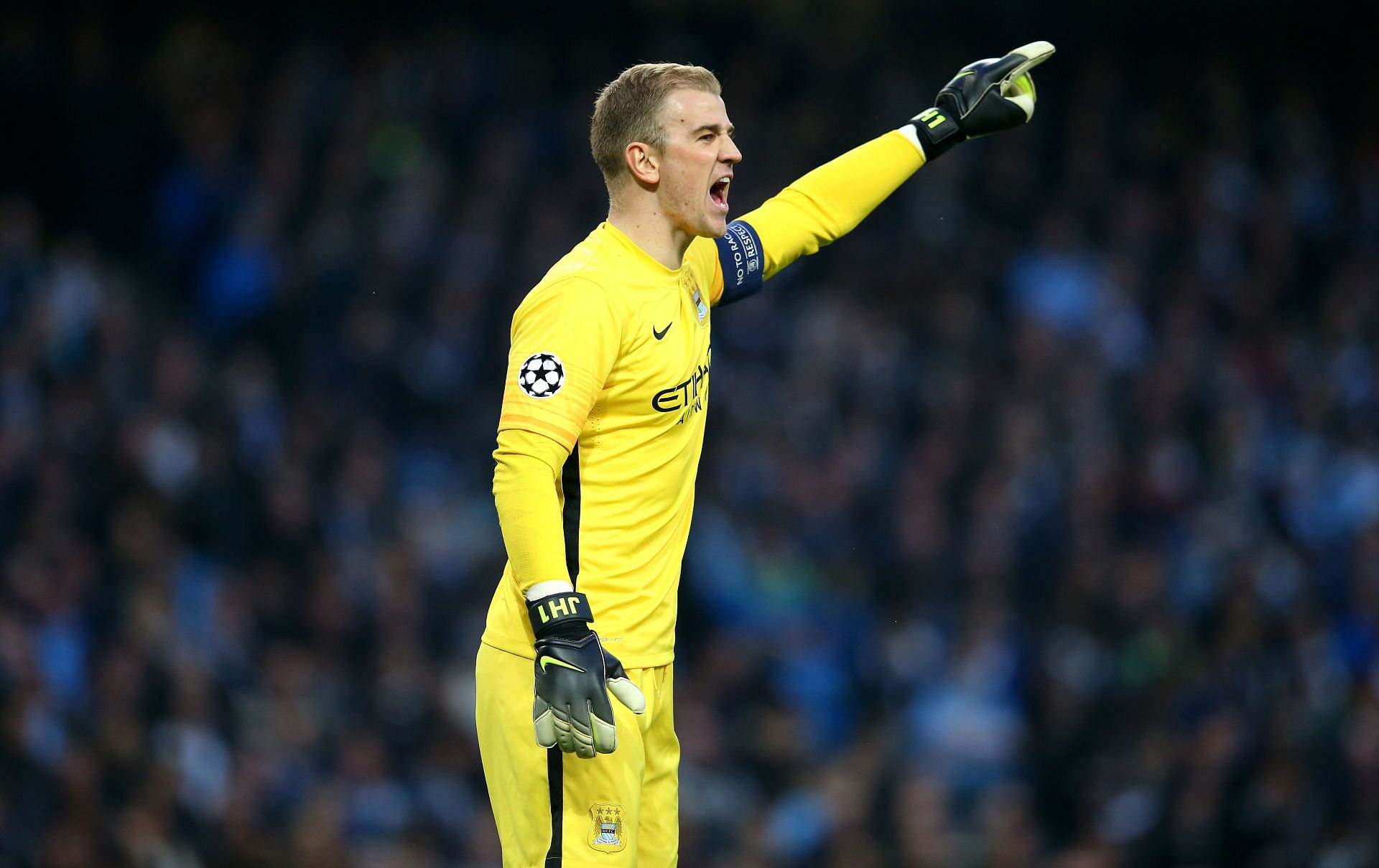 Hart in action for Manchester City